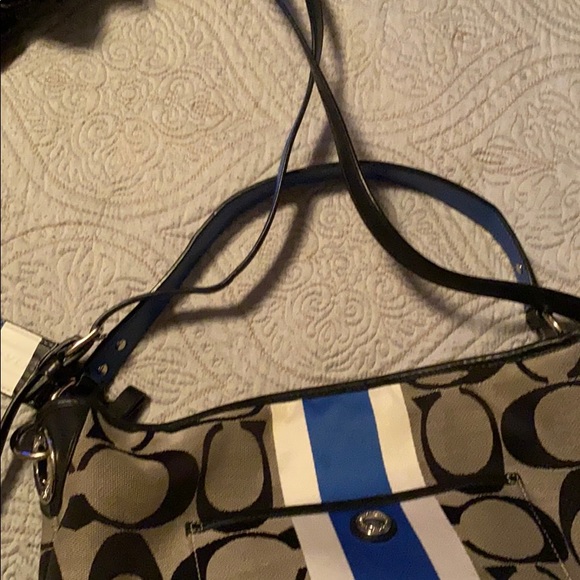 Coach Purse - Picture 4 of 4